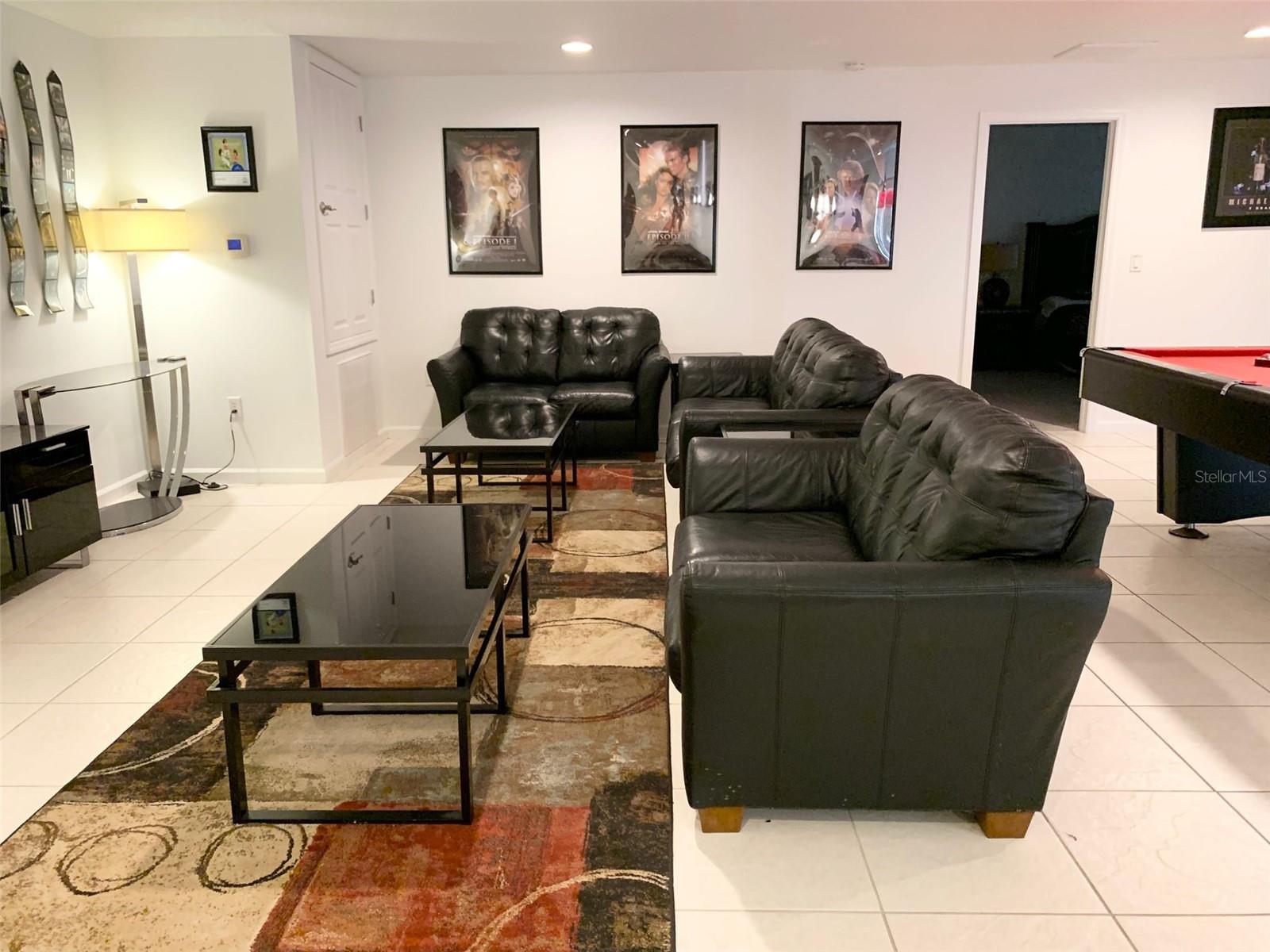 CALABAY PARC AT TOWER LAKE - Residential