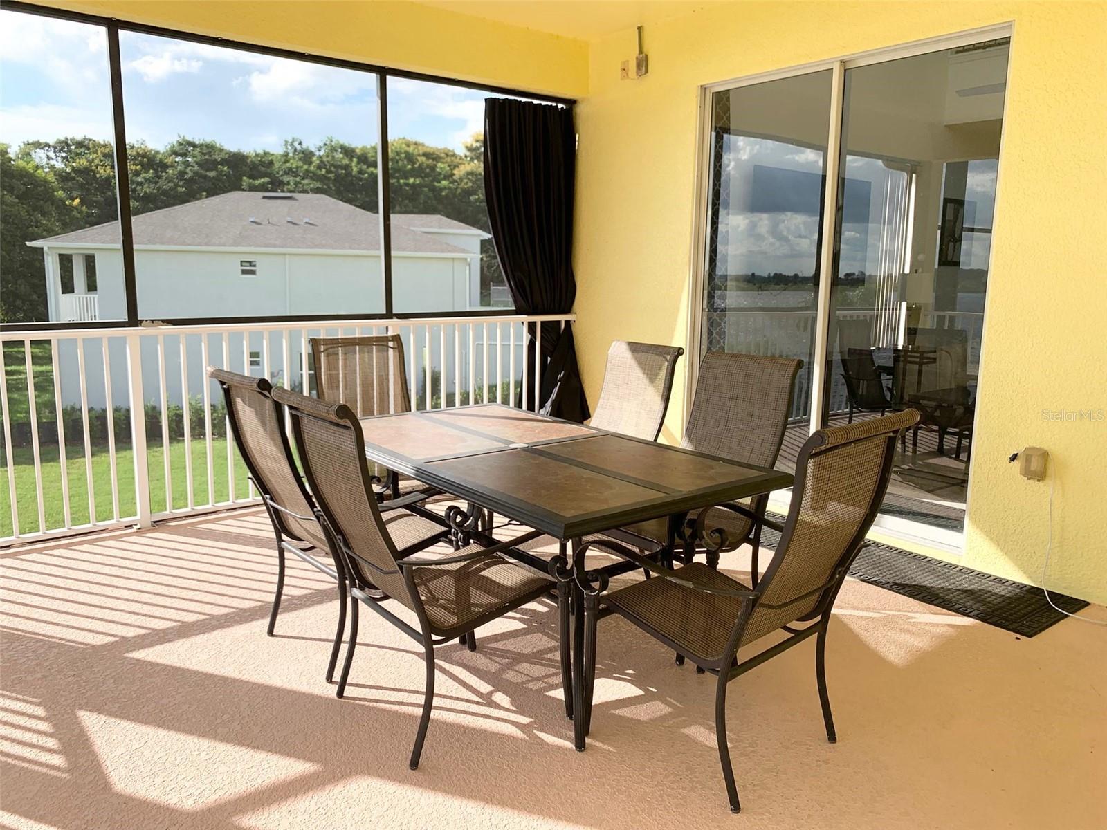 CALABAY PARC AT TOWER LAKE - Residential