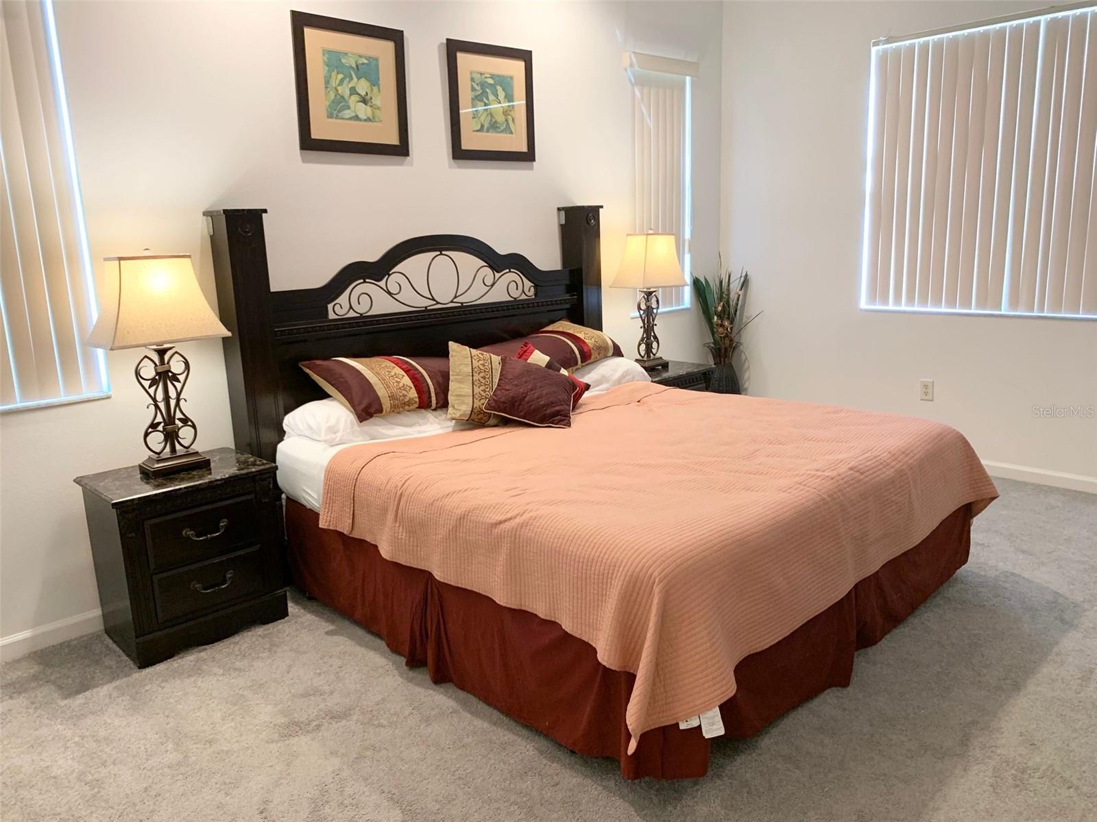 CALABAY PARC AT TOWER LAKE - Residential