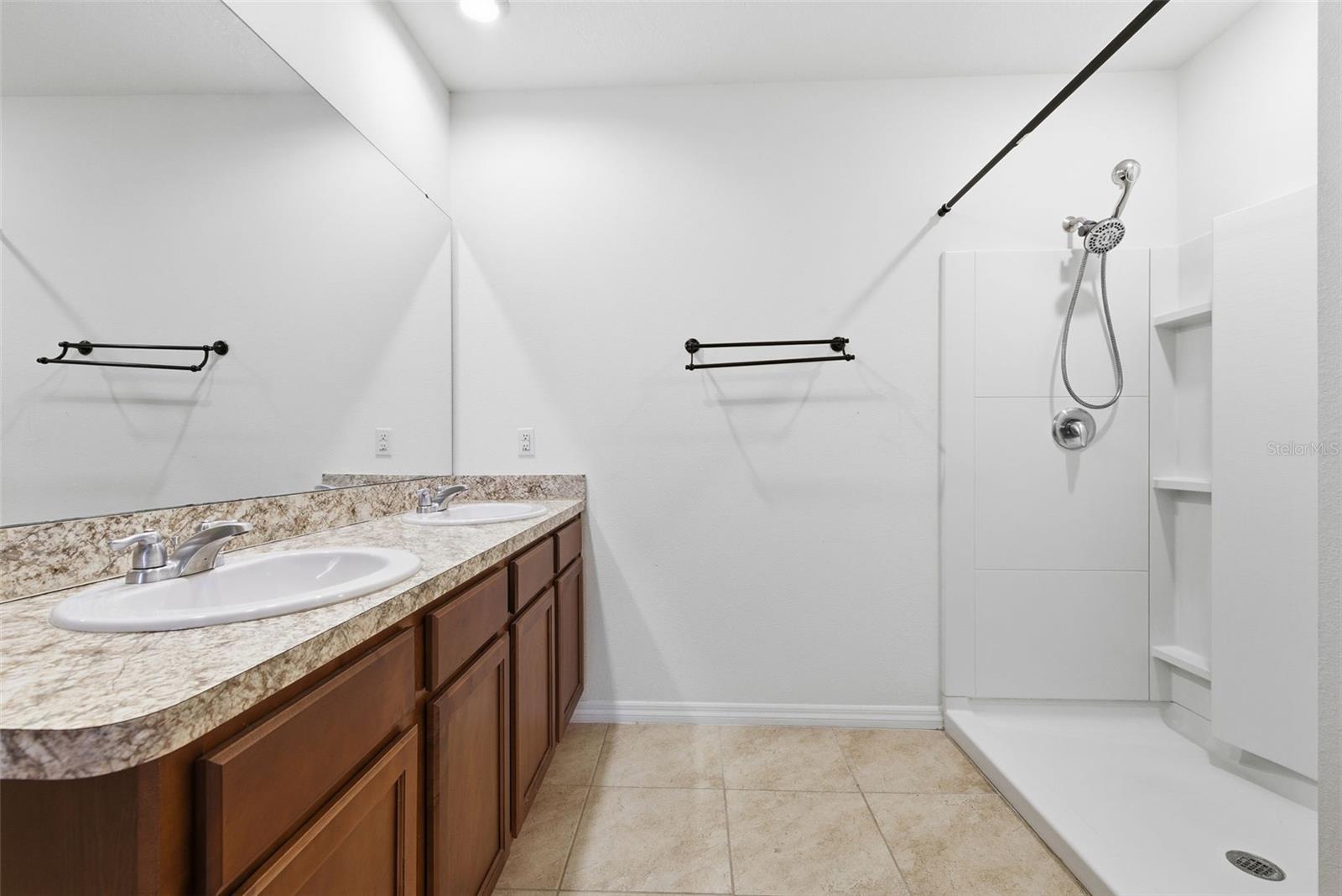 SQUIRES GROVE PH 2 - Residential