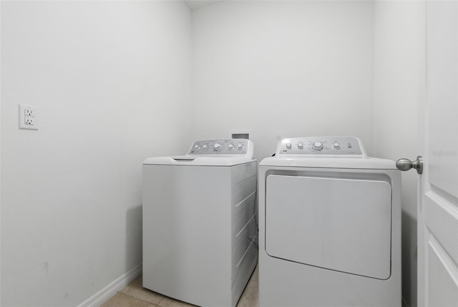 SQUIRES GROVE PH 2 - Residential