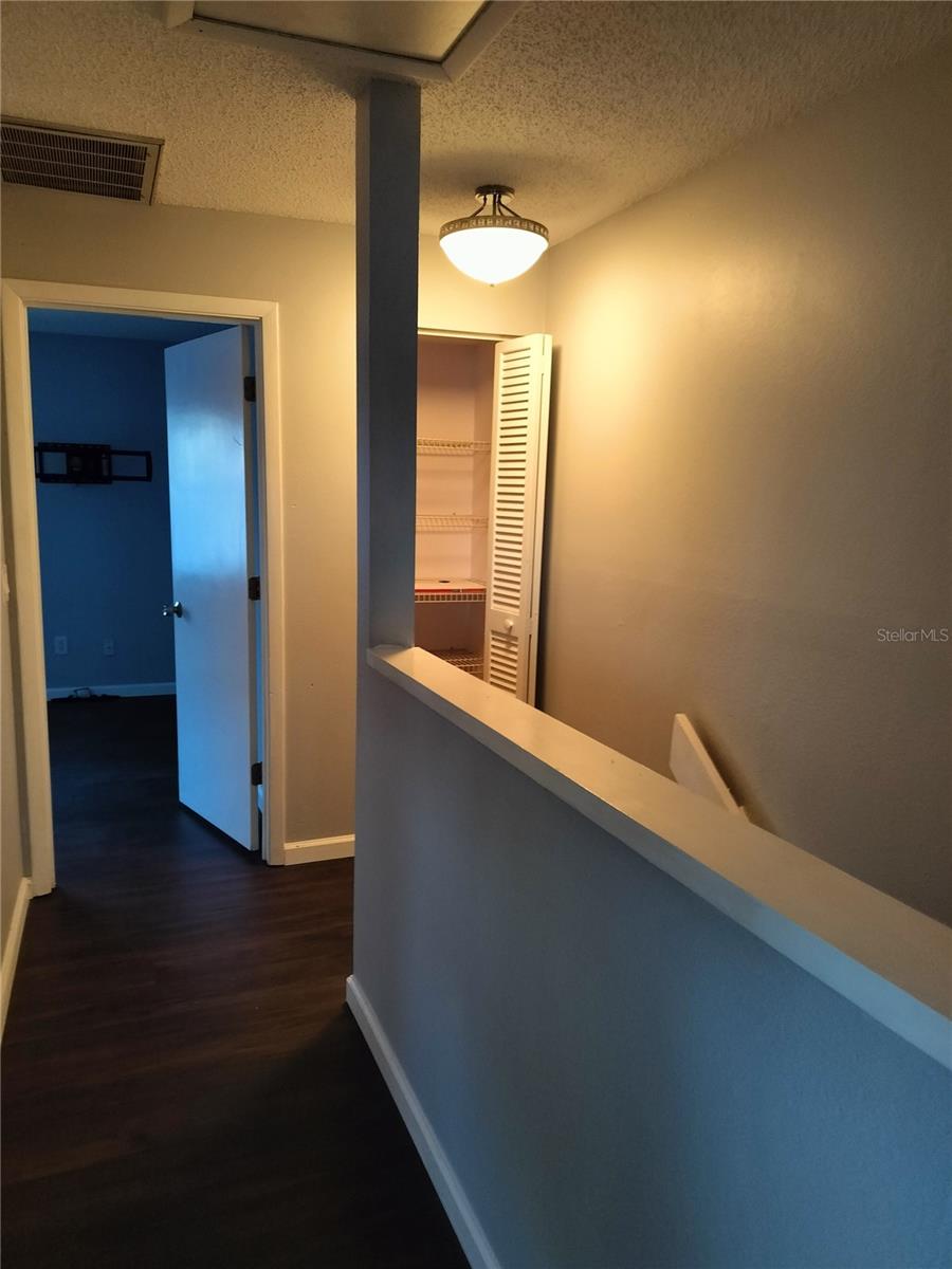 MEADOWOOD CONDO VILLAGE - Residential Lease