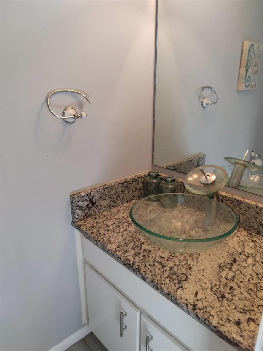 MEADOWOOD CONDO VILLAGE - Residential Lease