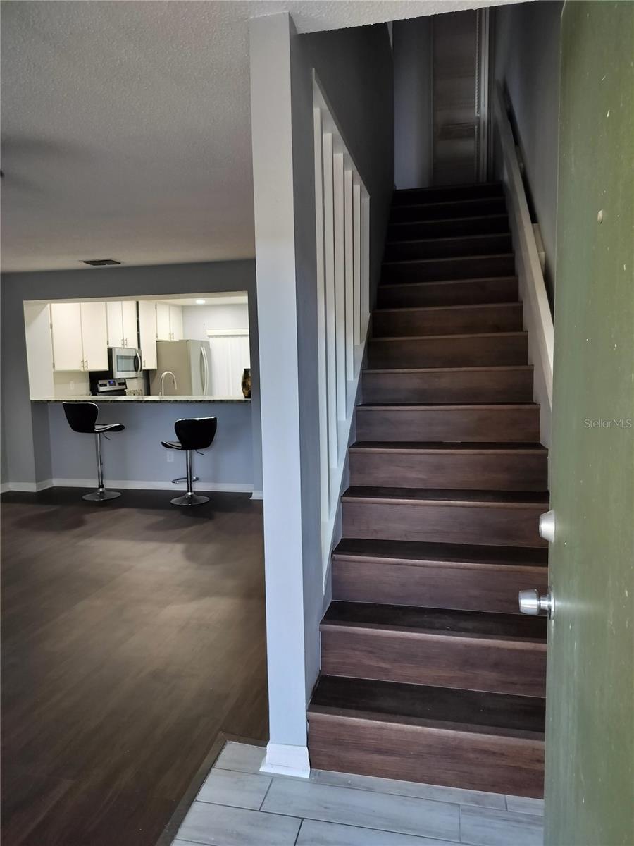 MEADOWOOD CONDO VILLAGE - Residential Lease