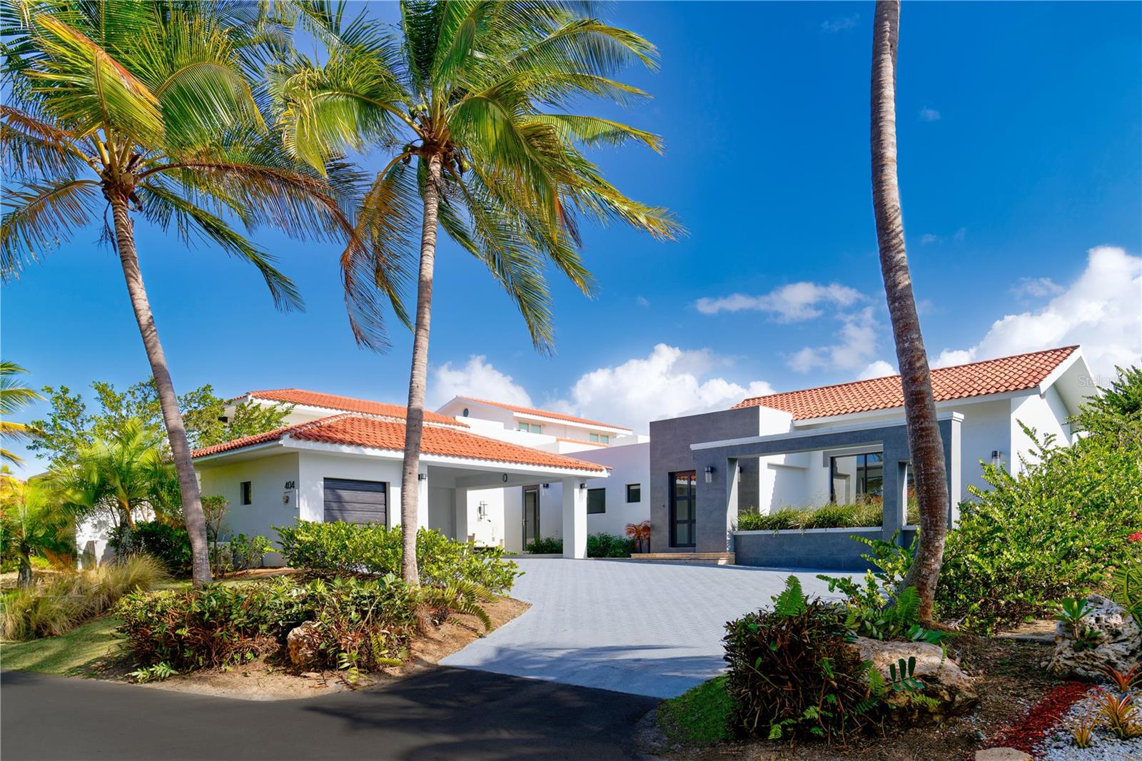 DORADO BEACH EAST - Residential