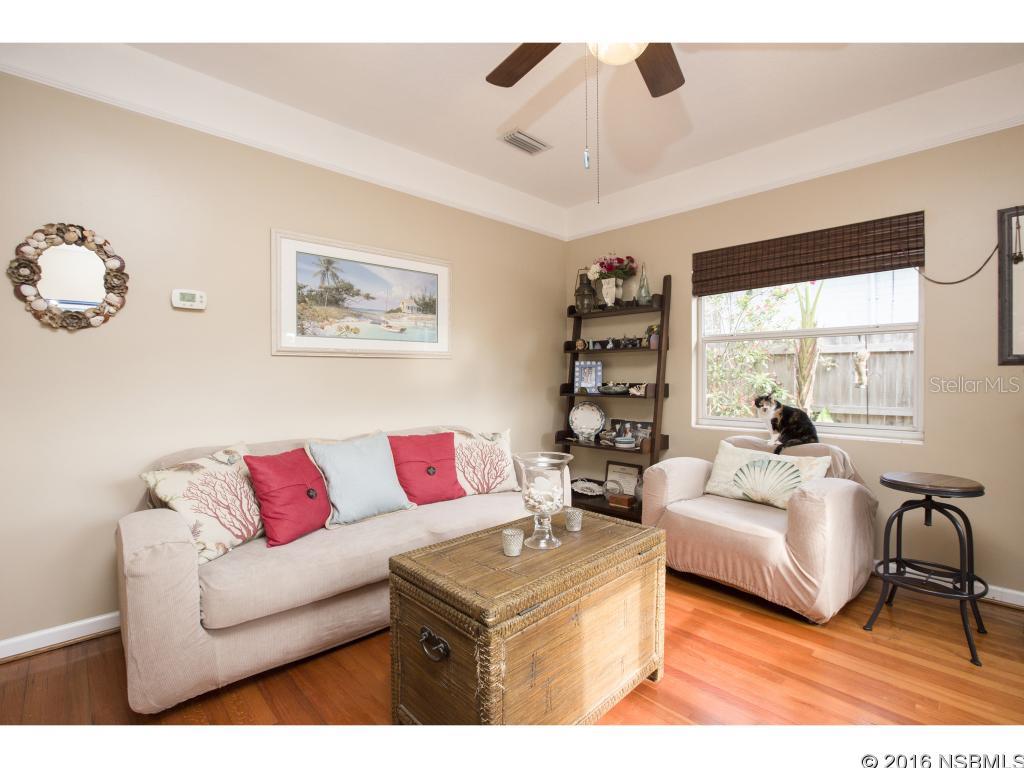 Canova H L - Residential