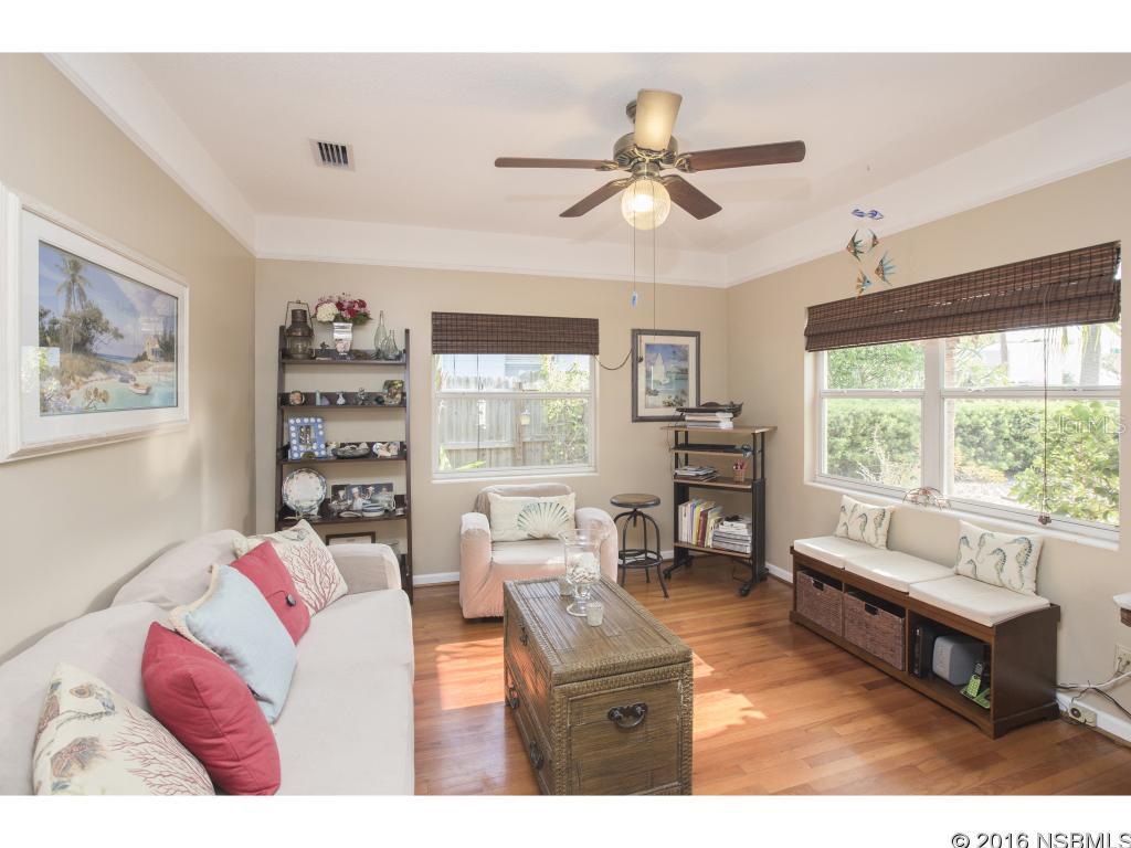 Canova H L - Residential