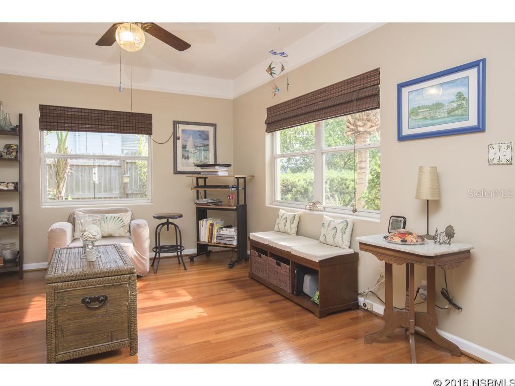 Canova H L - Residential