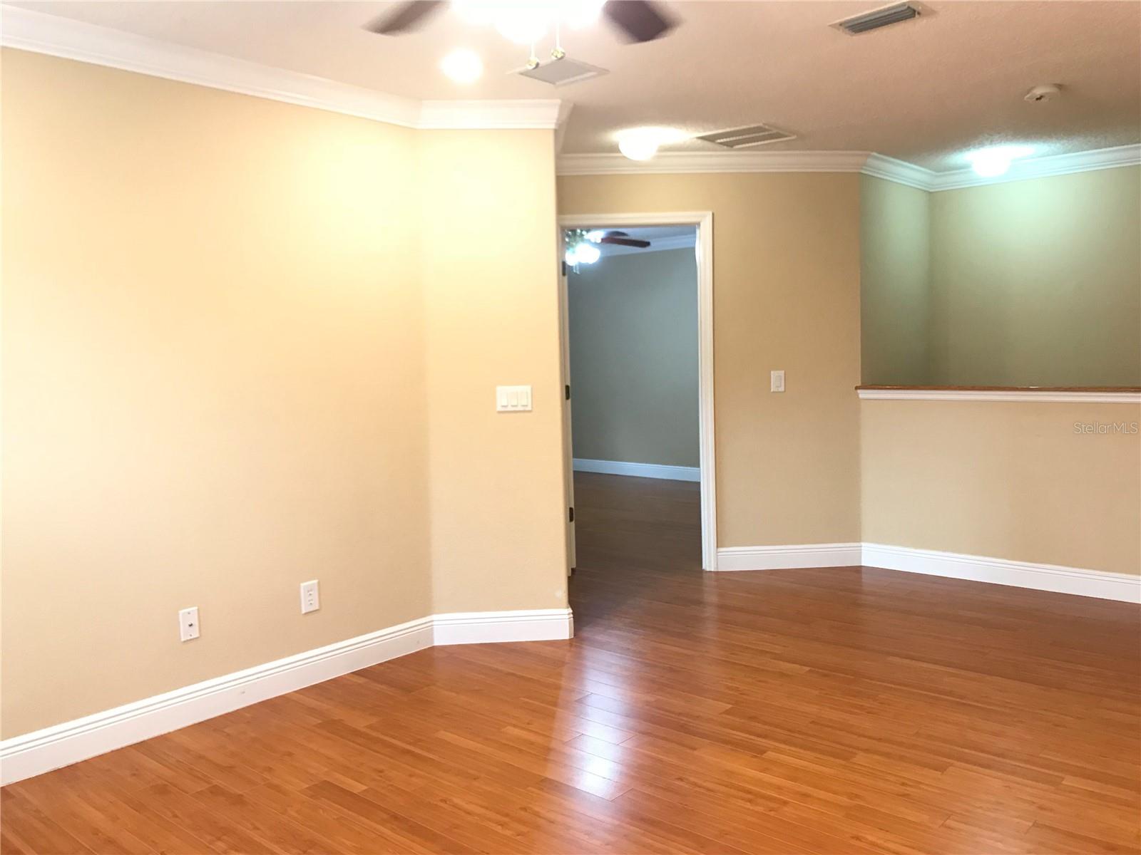 WOODLAND LAKES PRESERVE UNIT 2 - Residential Lease