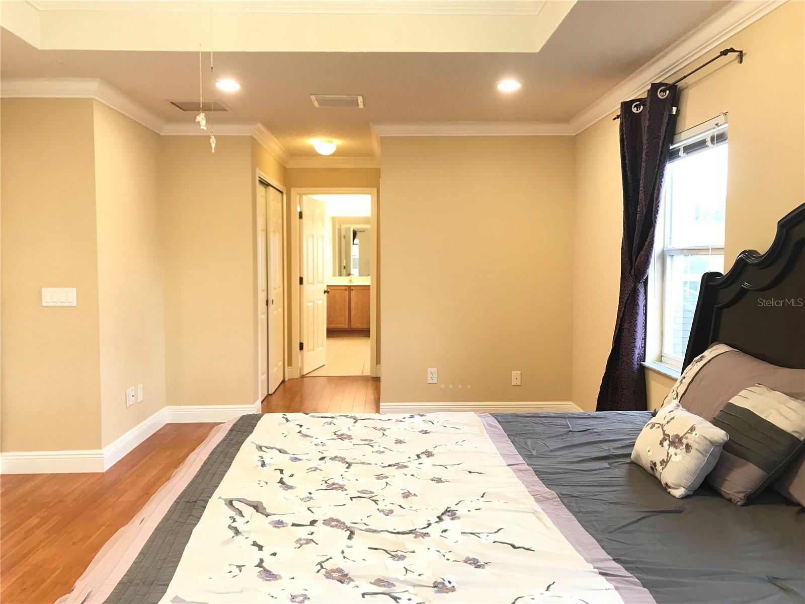 WOODLAND LAKES PRESERVE UNIT 2 - Residential Lease