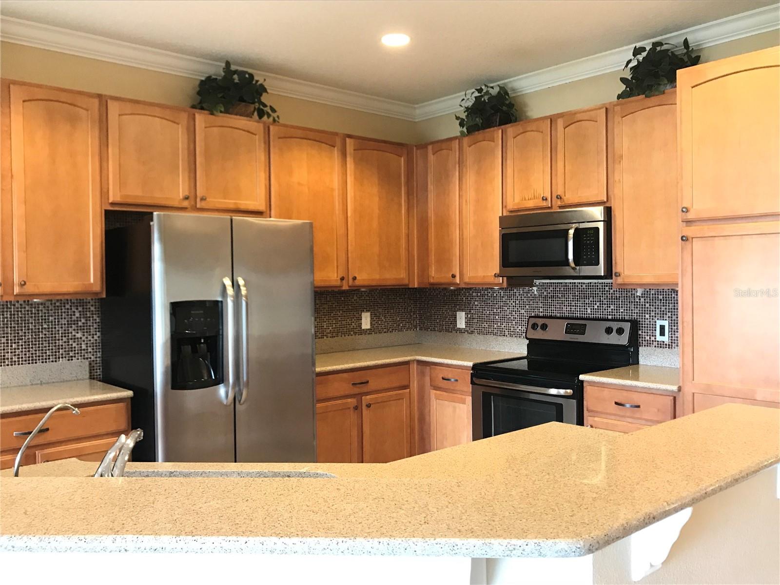 WOODLAND LAKES PRESERVE UNIT 2 - Residential Lease