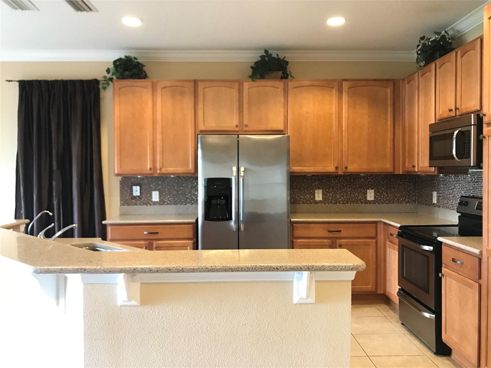 WOODLAND LAKES PRESERVE UNIT 2 - Residential Lease