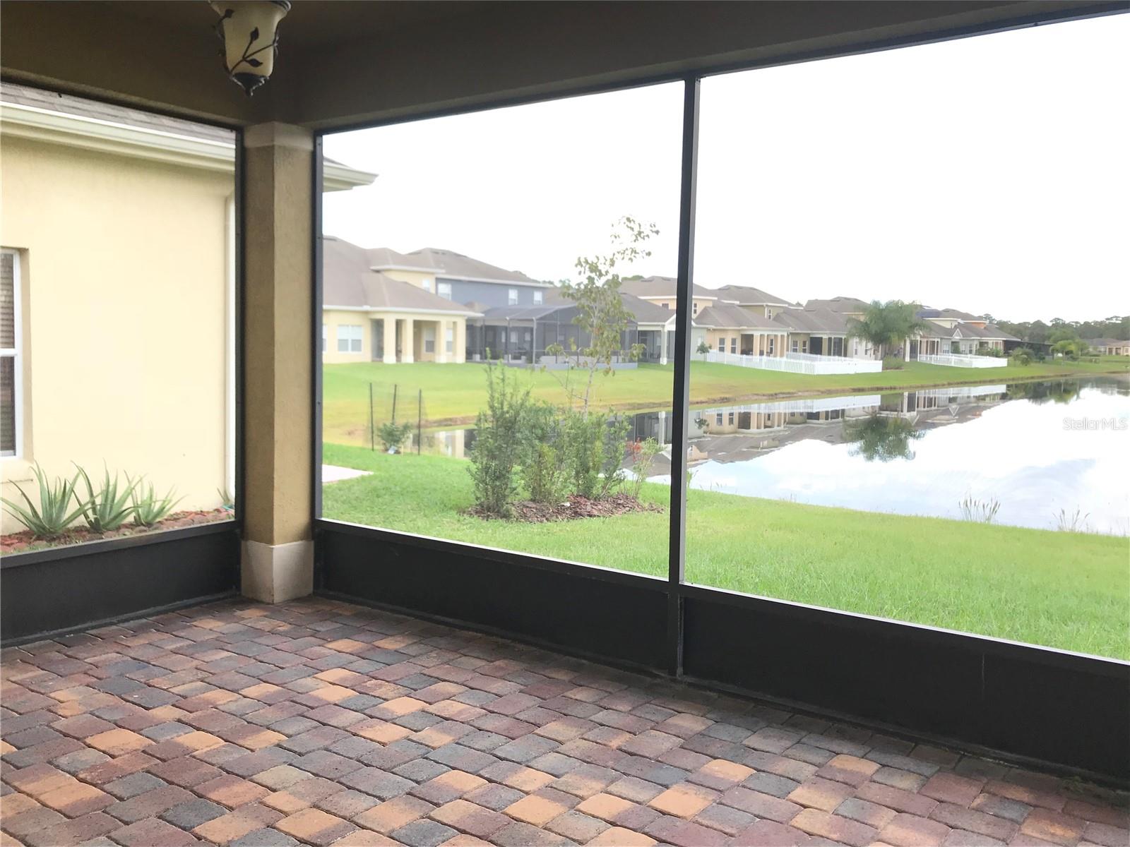 WOODLAND LAKES PRESERVE UNIT 2 - Residential Lease