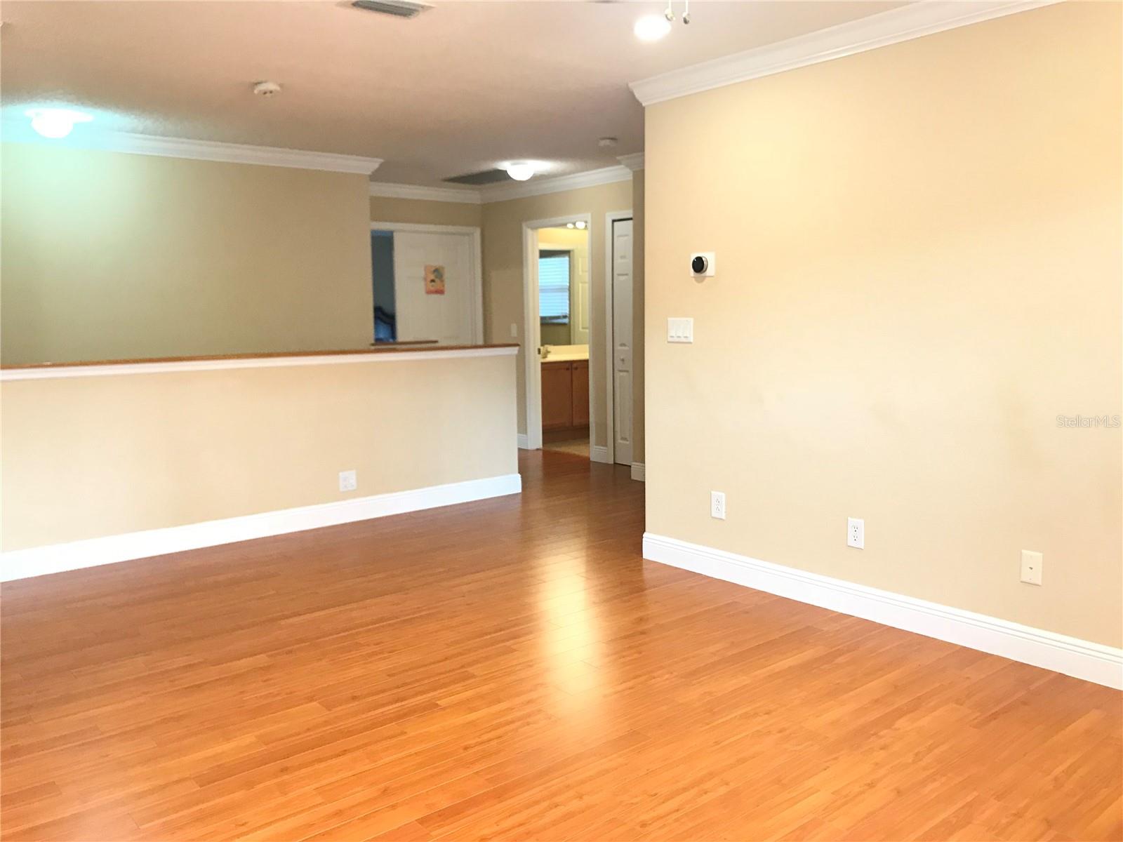 WOODLAND LAKES PRESERVE UNIT 2 - Residential Lease