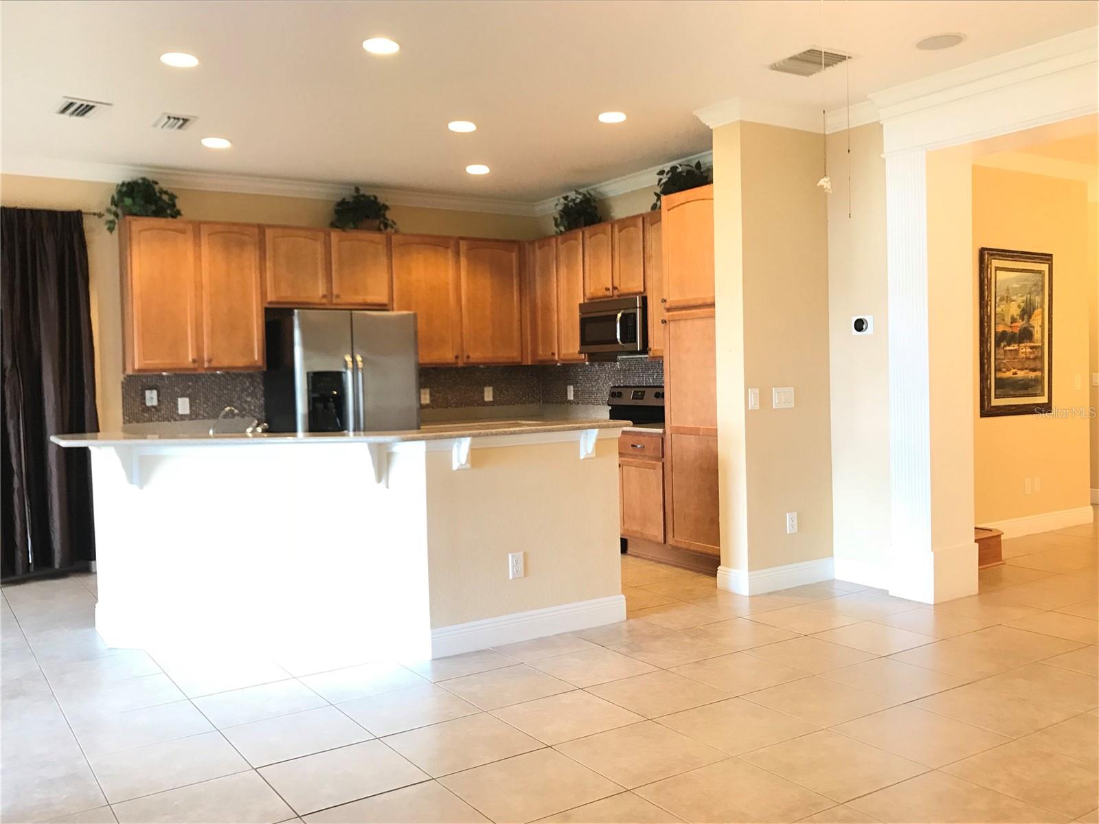 WOODLAND LAKES PRESERVE UNIT 2 - Residential Lease