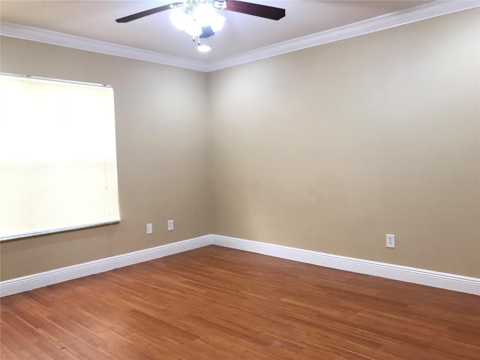 WOODLAND LAKES PRESERVE UNIT 2 - Residential Lease