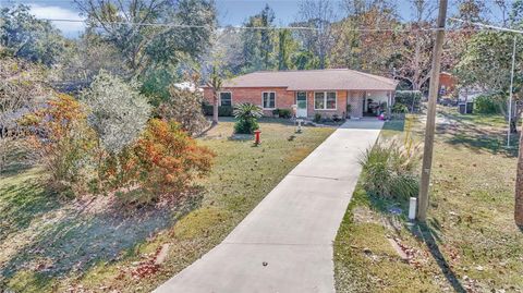 A home in BELLEVIEW