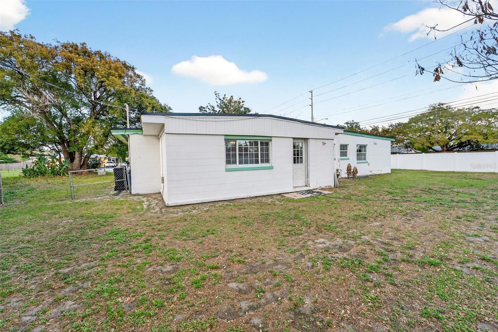 AZALEA PARK SEC 26 - Residential