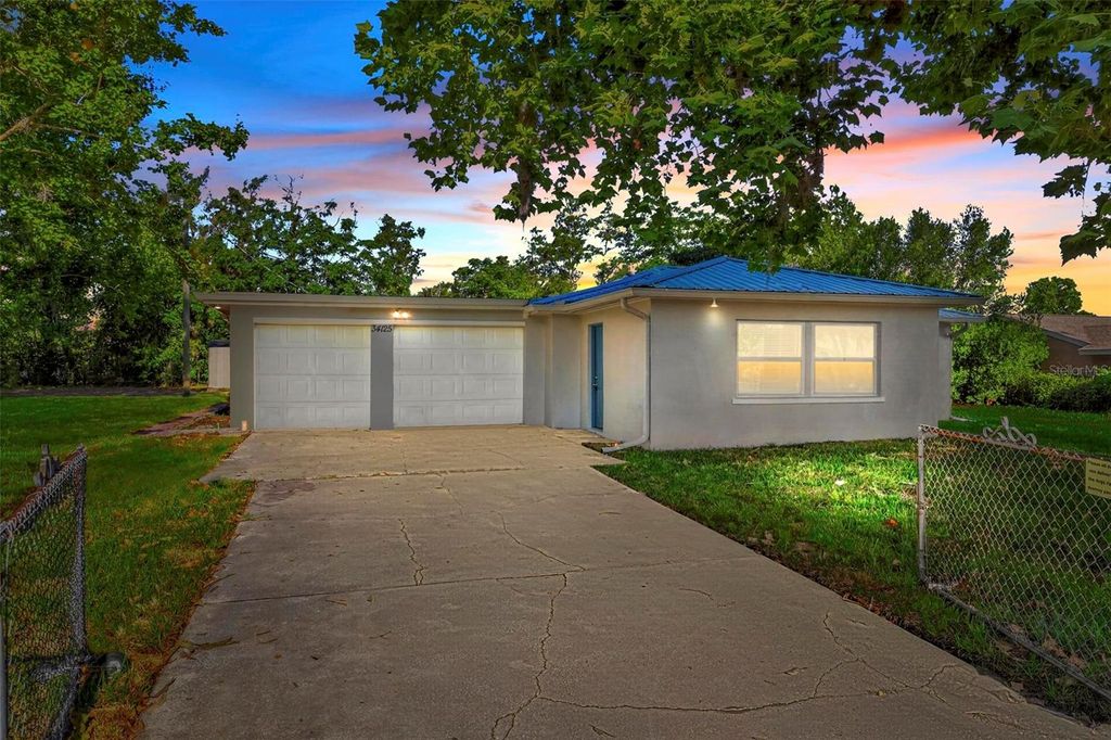 Photo of 34125 S Haines Creek Road, Leesburg, FL 34788 (MLS # G5111777)