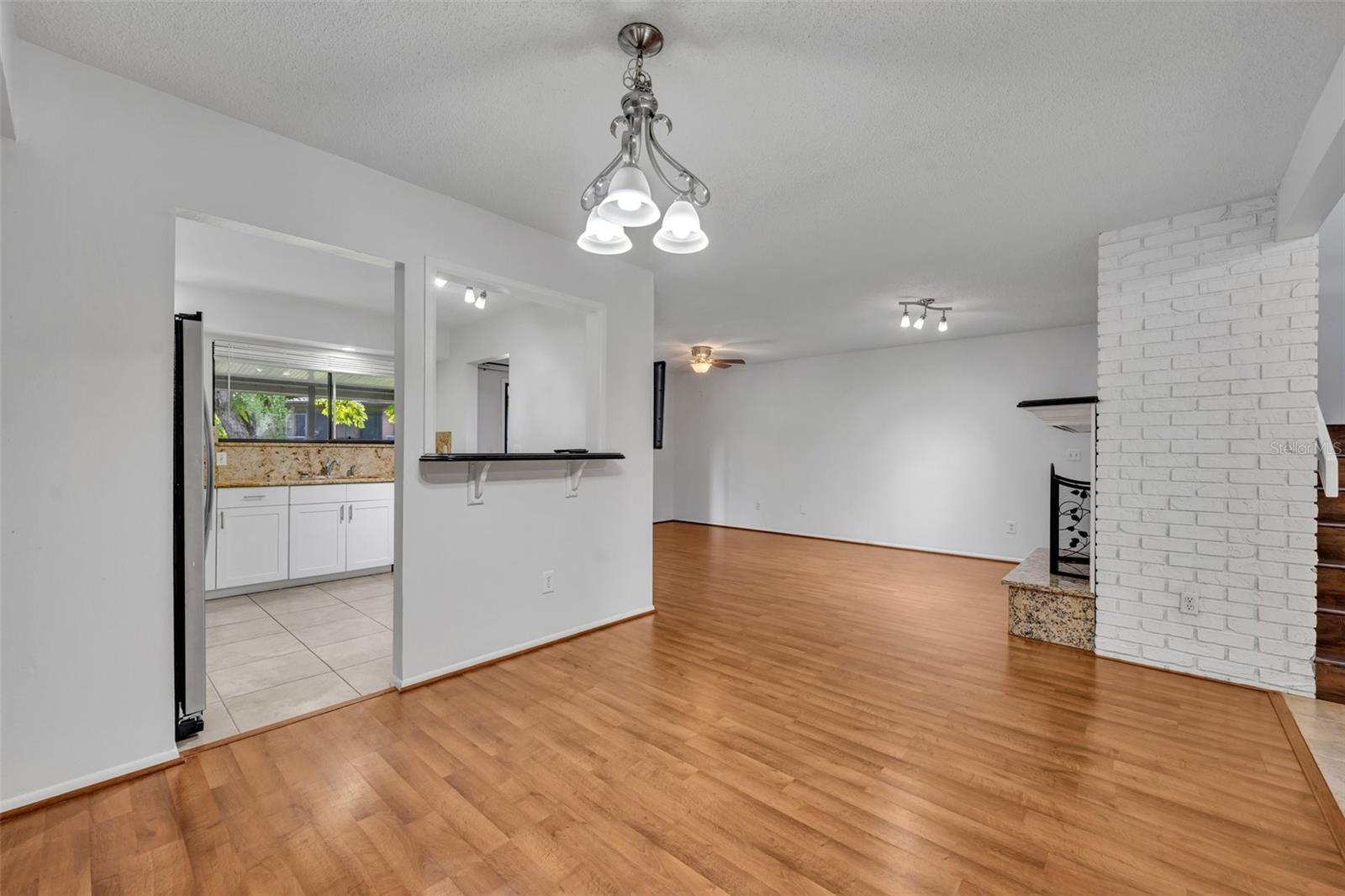102 LAKE EMMA COVE DRIVE 102