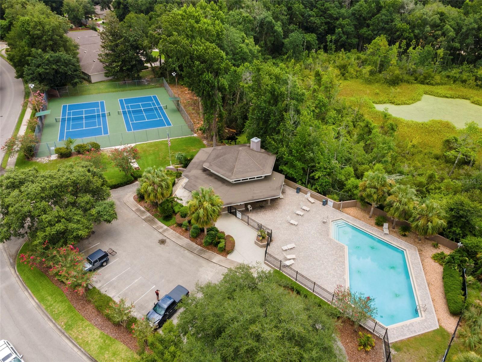 BLUES CREEK GARDENS - Residential Lease