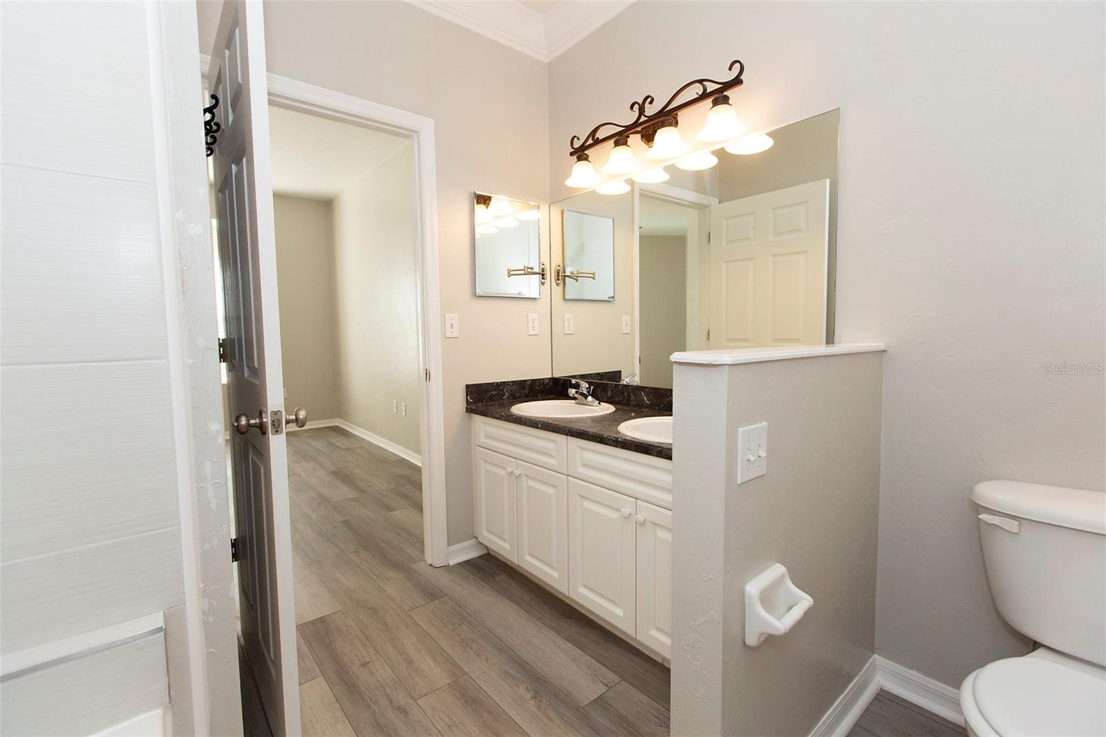 BLUES CREEK GARDENS - Residential Lease