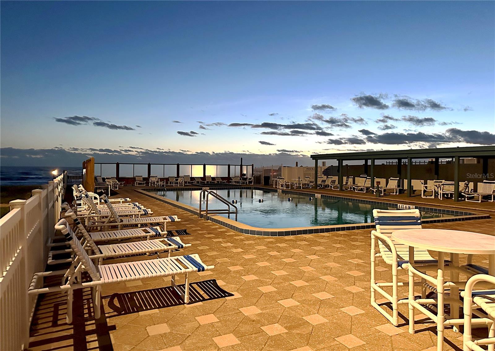 OCEAN REER VILLAS CONDO - Residential