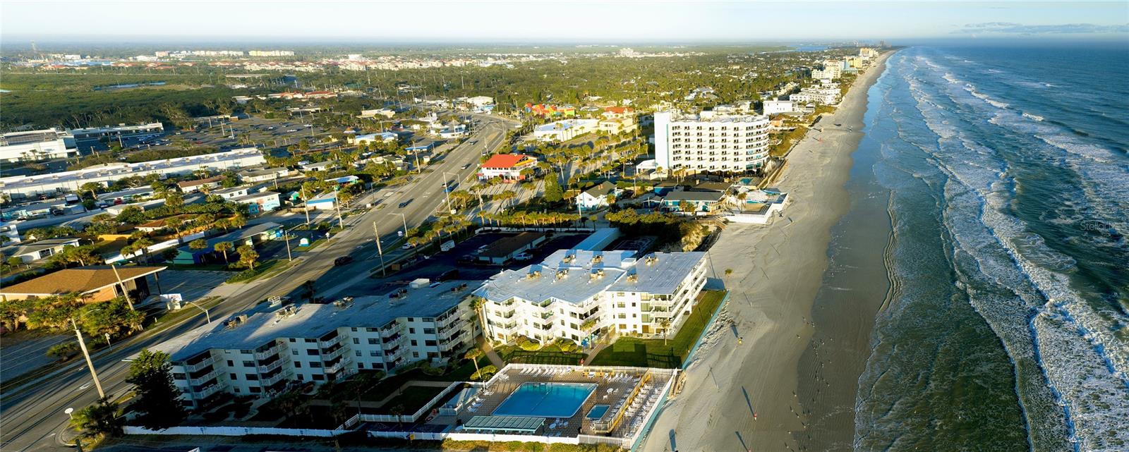 OCEAN REER VILLAS CONDO - Residential