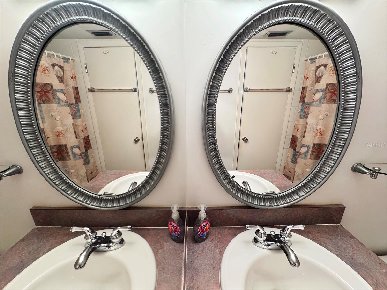 OCEAN REER VILLAS CONDO - Residential