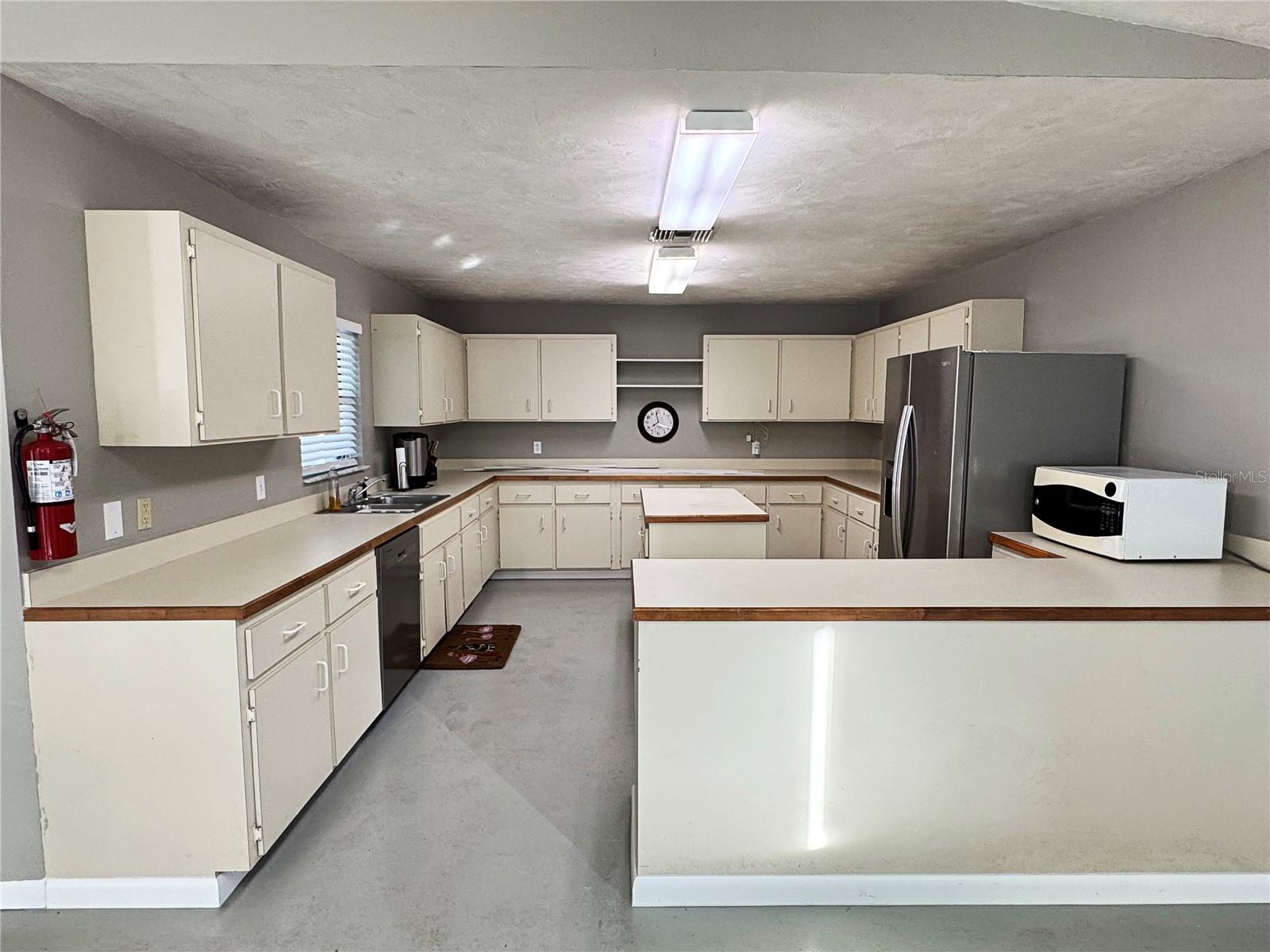 OCEAN REER VILLAS CONDO - Residential