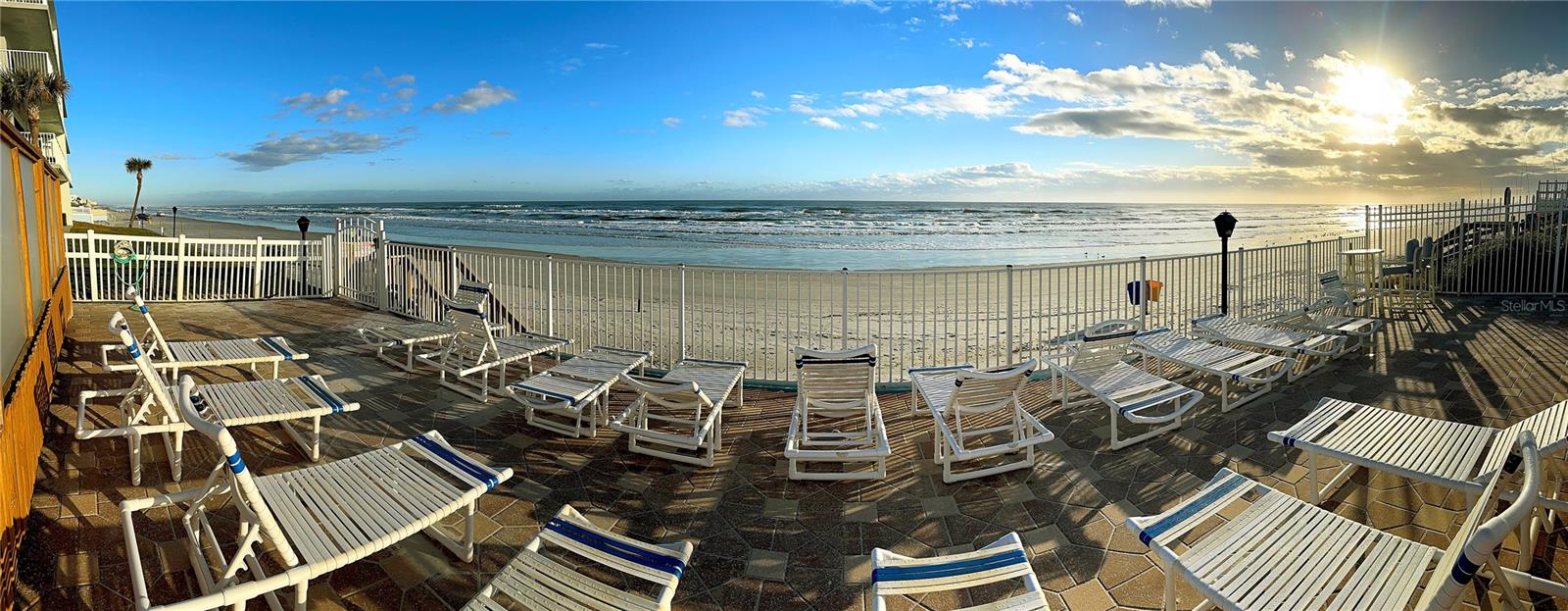 OCEAN REER VILLAS CONDO - Residential