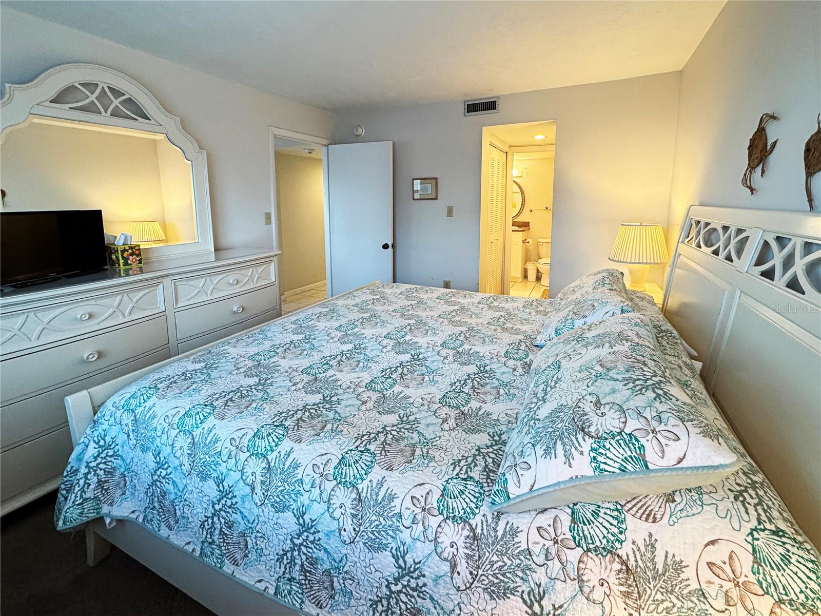 OCEAN REER VILLAS CONDO - Residential