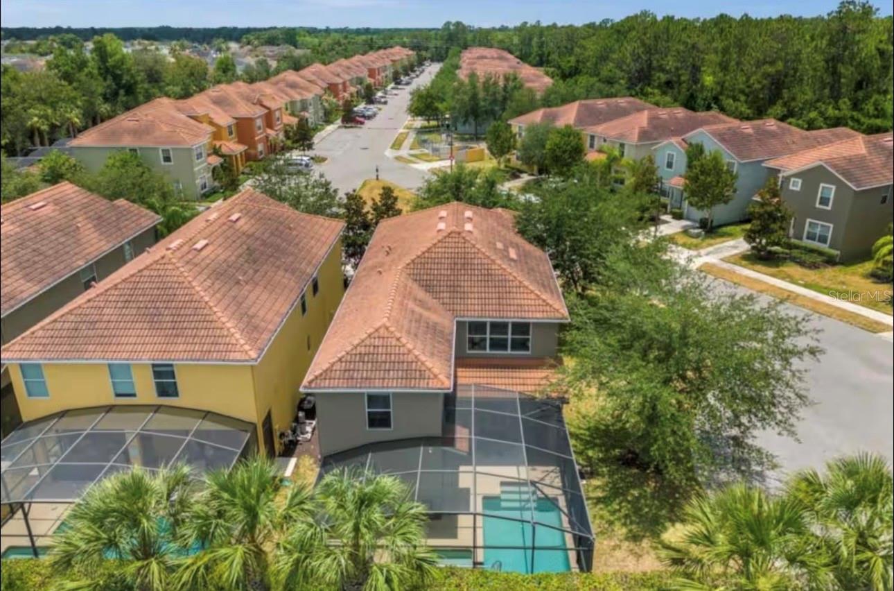2989 BANANA PALM DRIVE