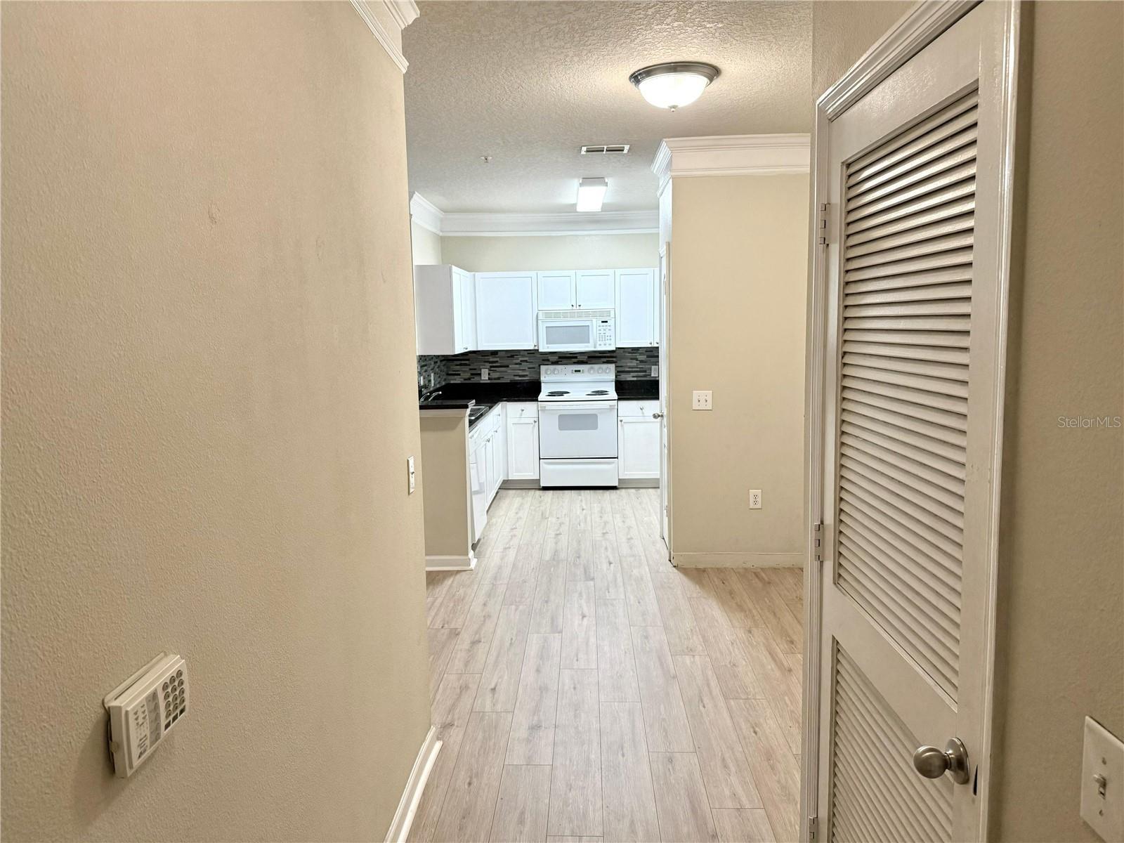 8842 VILLA VIEW CIRCLE 307