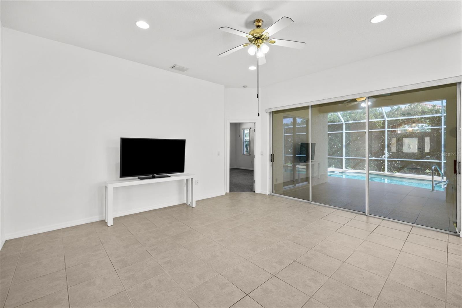 CHAPARRAL - Residential