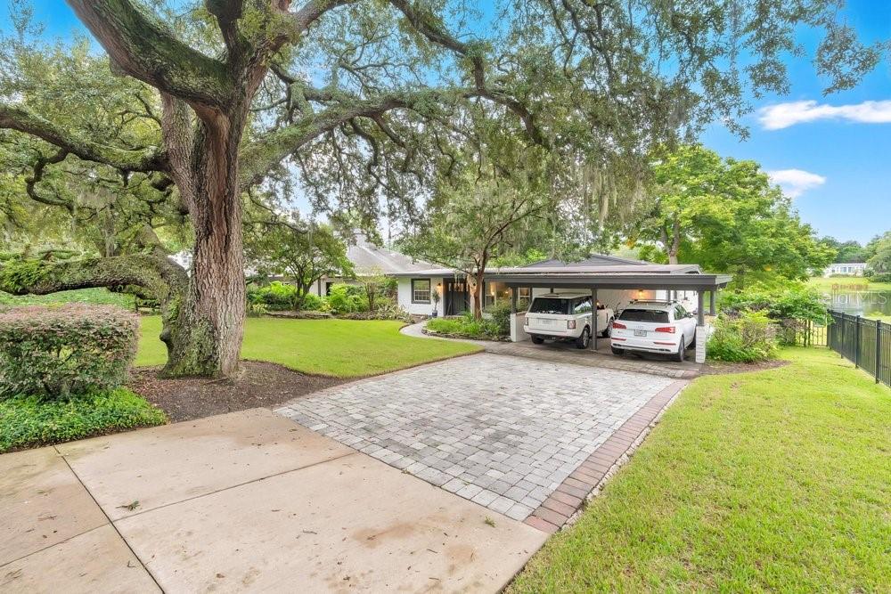 2227 HOWARD DRIVE
