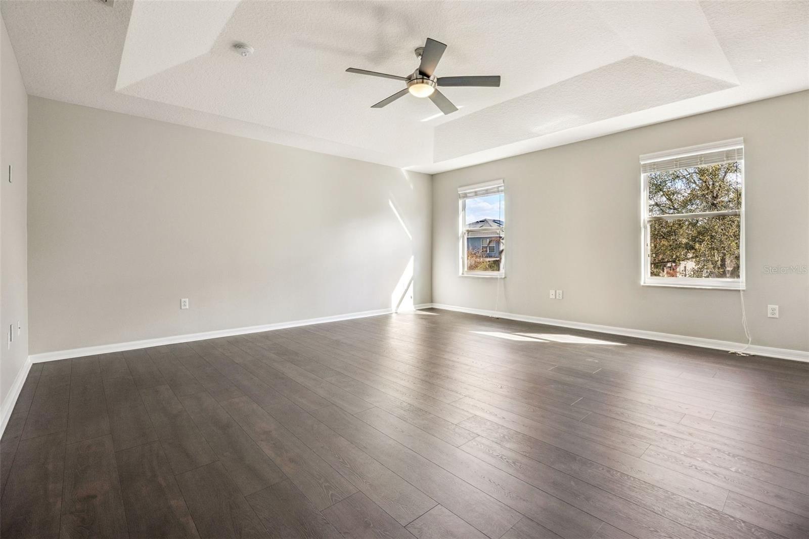 GROVE PARK AT STONE CREST - Residential