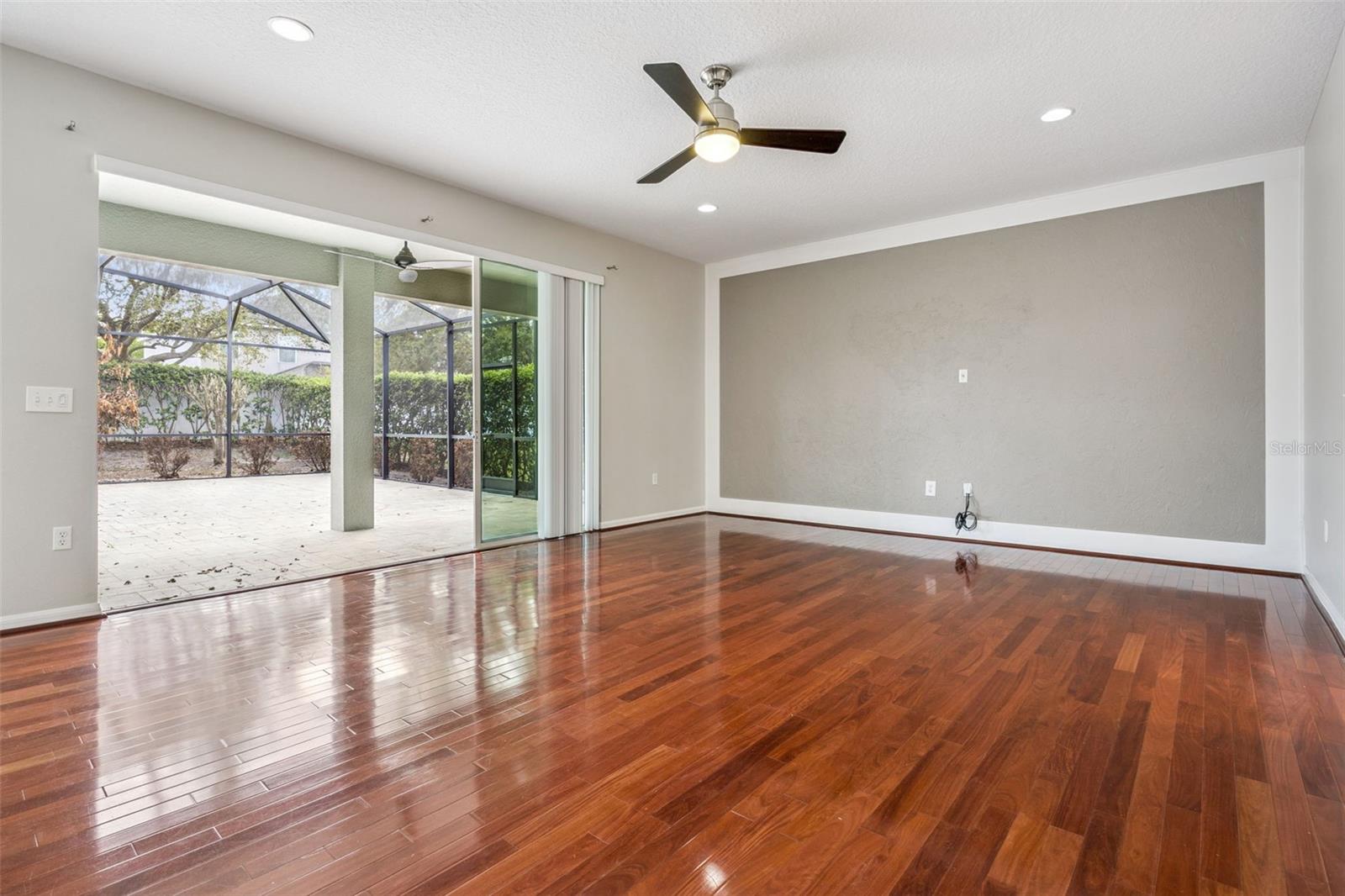 GROVE PARK AT STONE CREST - Residential