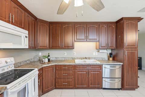 Tiny photo for 6935 NW Highway 225a, Ocala, FL 34482 (MLS # G5112802)