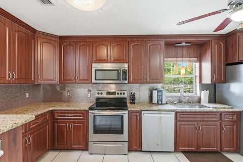 Tiny photo for 6935 NW Highway 225a, Ocala, FL 34482 (MLS # G5112802)