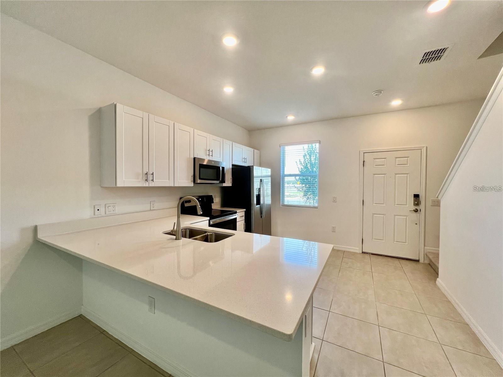 WESTVIEW - Residential Lease