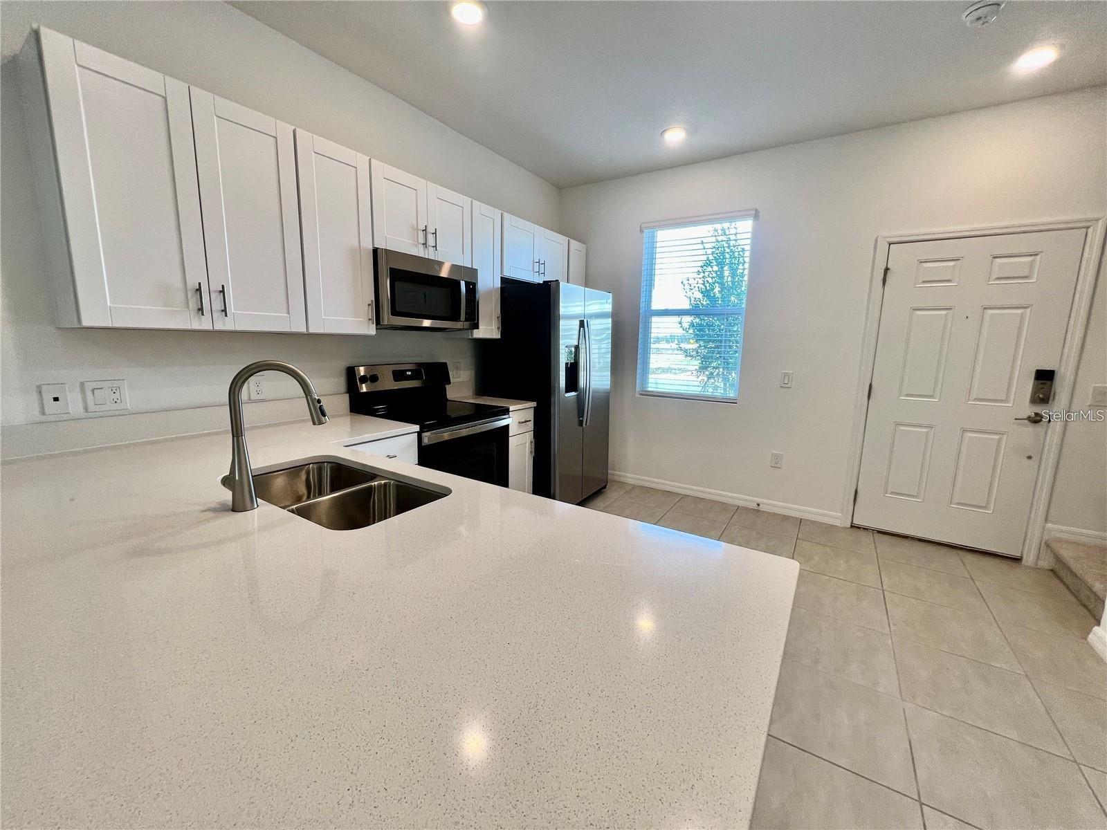 WESTVIEW - Residential Lease