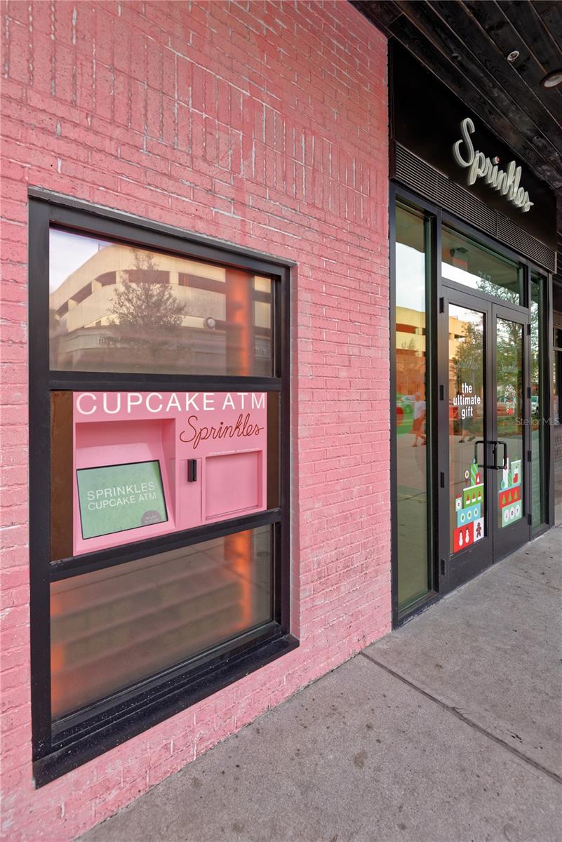 HYDE PARK HOUSE CONDOMINIUM - Residential