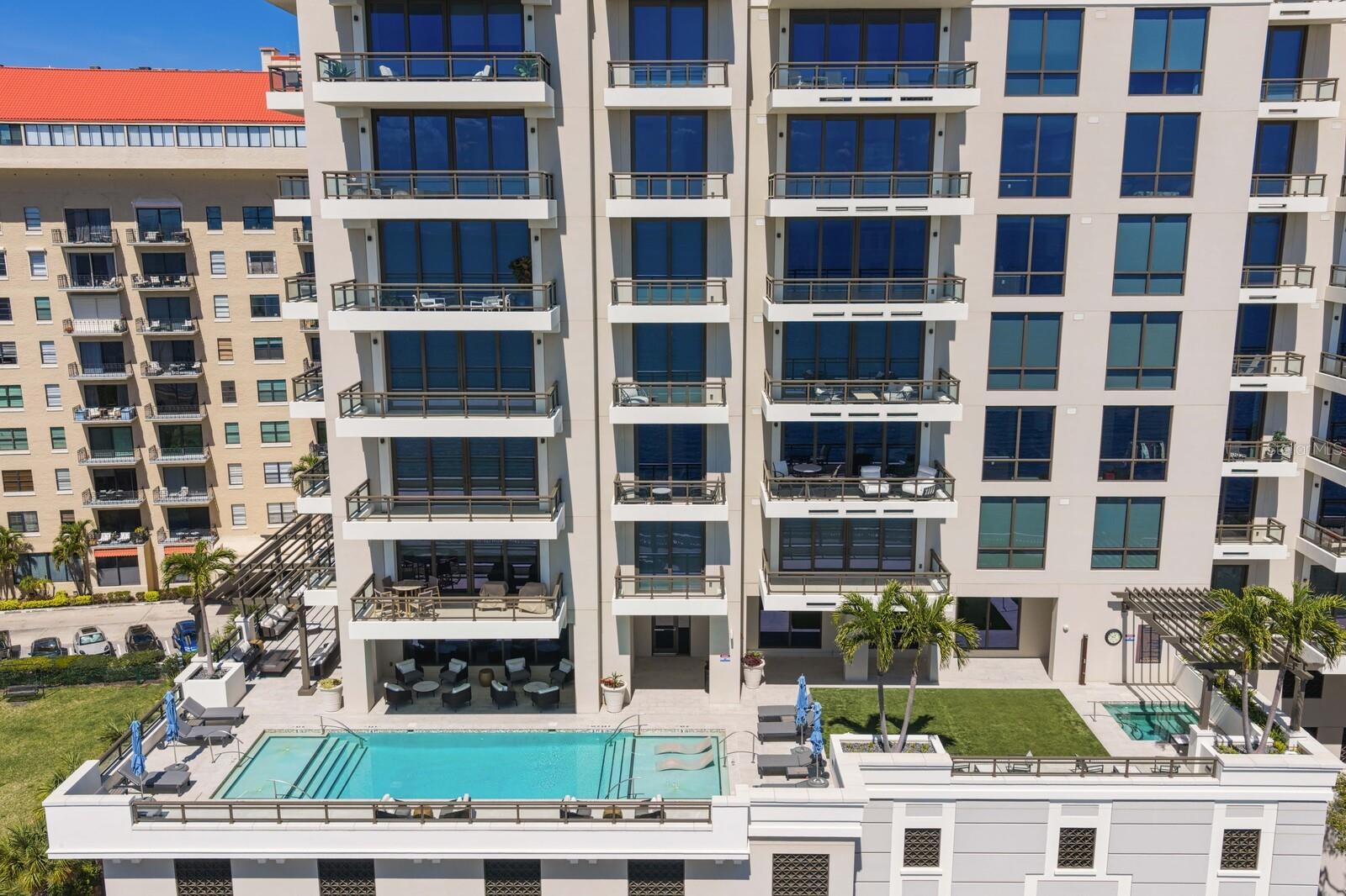 HYDE PARK HOUSE CONDOMINIUM - Residential