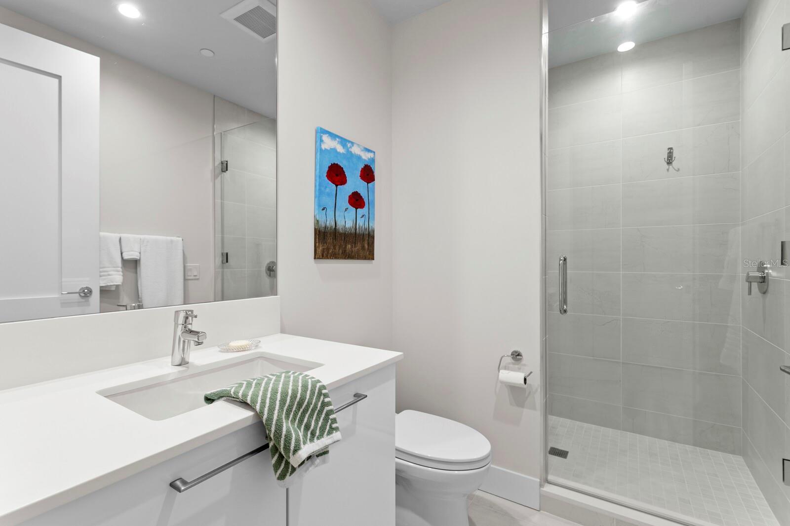 HYDE PARK HOUSE CONDOMINIUM - Residential