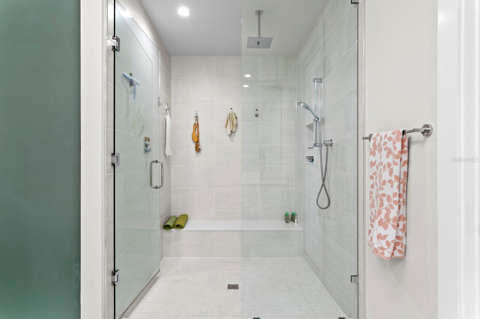 HYDE PARK HOUSE CONDOMINIUM - Residential