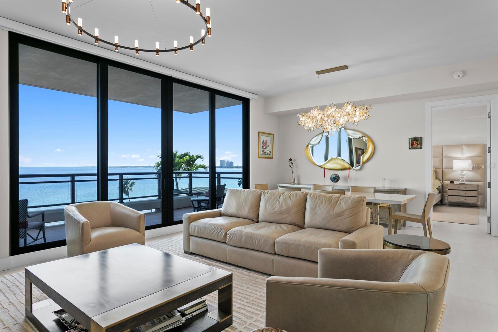 HYDE PARK HOUSE CONDOMINIUM - Residential