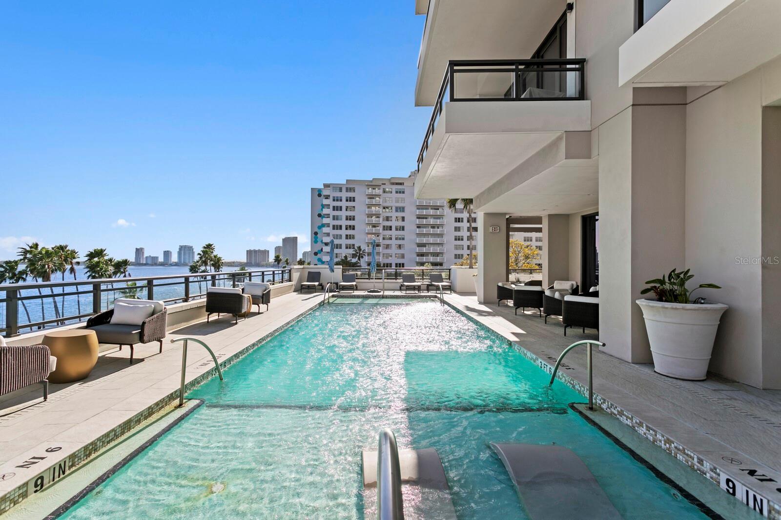 HYDE PARK HOUSE CONDOMINIUM - Residential