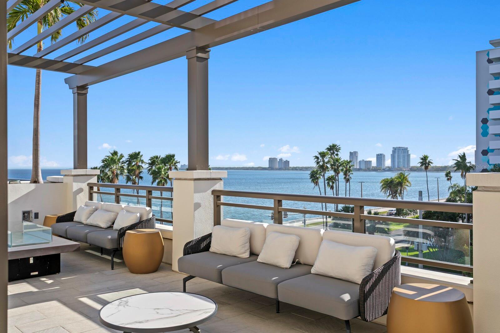 HYDE PARK HOUSE CONDOMINIUM - Residential