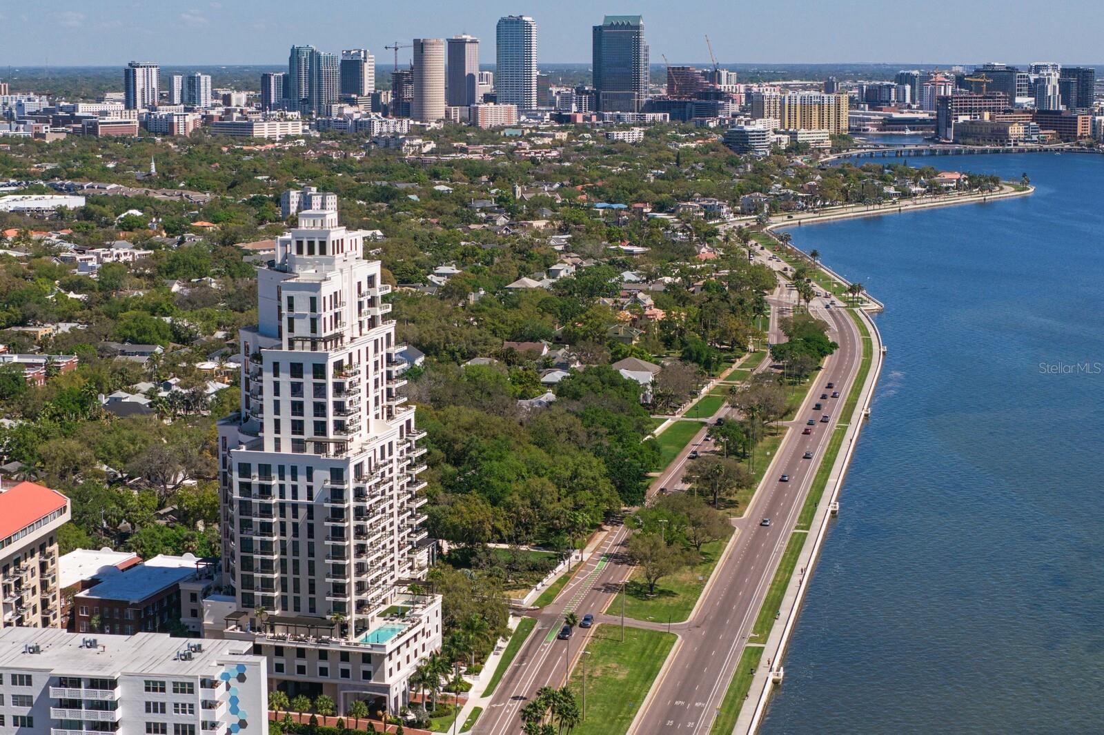 HYDE PARK HOUSE CONDOMINIUM - Residential